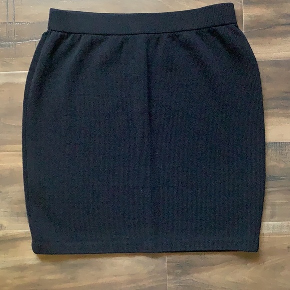 John Black Knit Pencil Skirt😍